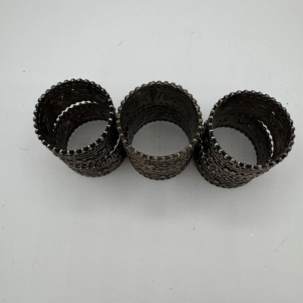 Vintage Silver Tone Filigree Floral Napkin Rings Set of 6 Scalloped Edge 6.8oz